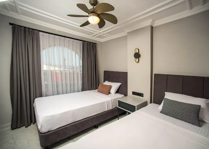 Art Hotel 3*