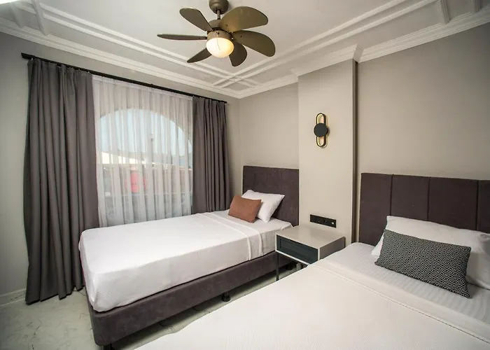 فندق آرت سويتس