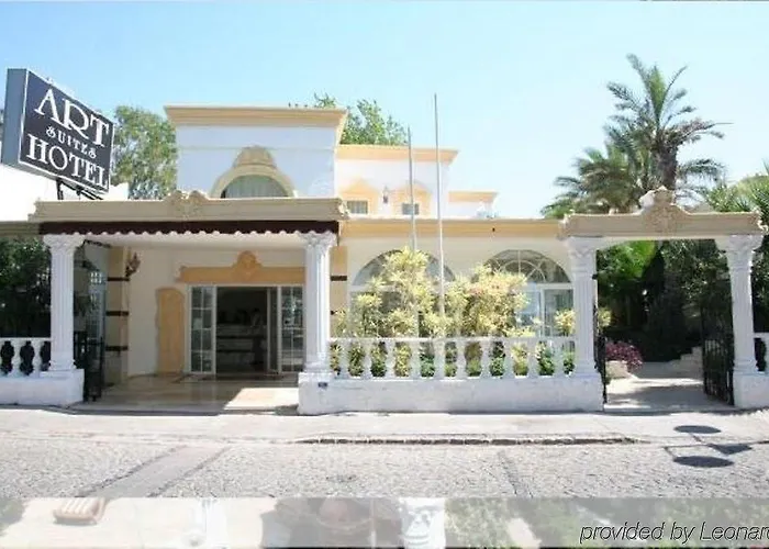 آرت سويتس 3*