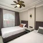 Art Otel 3*